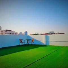 Youth Hostel спортивное сооружение