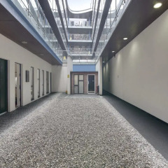 Отель Living by BridgeStreet, Manchester City Centre спортивное сооружение