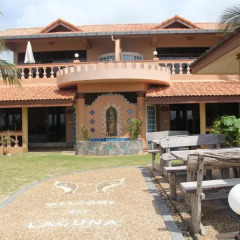 Отель Laguna Beach Club Ланта
