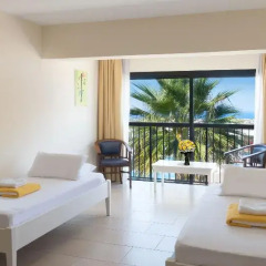 Royal Blue Hotel Paphos комната для гостей фото 5