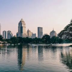 Отель ZEN Premium Sukhumvit 33