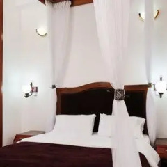 Mount Zion Hotel сейф в номере
