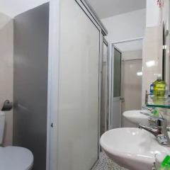 Отель Hanoi Home Backpacker Hostel Вьетнам, Ханой - отзывы, цены и фото номеров - забронировать отель Hanoi Home Backpacker Hostel онлайн ванная фото 2