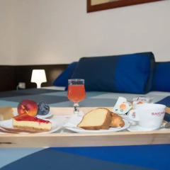 Hotel 7 Mari Бари в номере