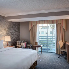 Отель Jw Marriott Santa Monica Le Merigot Санта-Моника комната для гостей фото 4