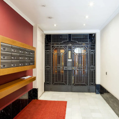 Отель Feelathome Gran Via Apartment Испания, Барселона - отзывы, цены и фото номеров - забронировать отель Feelathome Gran Via Apartment онлайн интерьер отеля