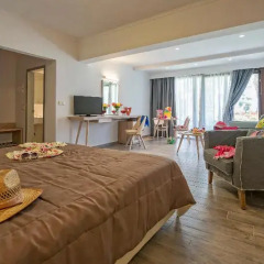 Lagomandra Beach Hotel в номере фото 2