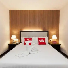 Отель ZEN Rooms Near SOGO Малайзия, Куала-Лумпур - отзывы, цены и фото номеров - забронировать отель ZEN Rooms Near SOGO онлайн вид на фасад