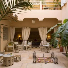Dar Atta Hotel