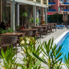 Отель Mariner's Suites Болгария, Солнечный берег - отзывы, цены и фото номеров - забронировать отель Mariner's Suites онлайн бассейн фото 2