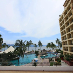 Отель Holiday Inn Puerto Vallarta балкон