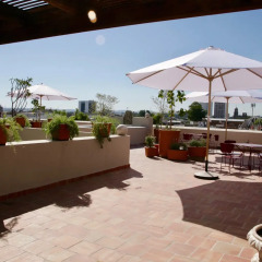 Отель Casa 3 Pilares Downtown Luxury фото 2