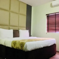De Brit Hotel комната для гостей фото 2