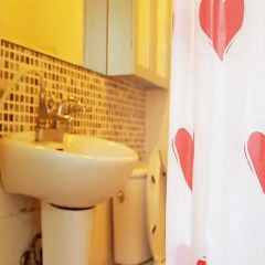 Отель Goldenpond Guesthouse ванная