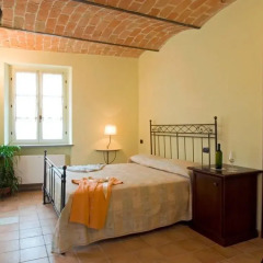 Отель Agriturismo Podere La Piazza Костиглиоле-д'Асти комната для гостей фото 3