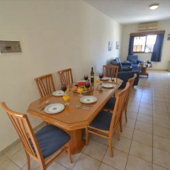 Апартаменты Daphne Apartment в номере