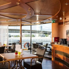 Отель Baxter Hoare Hotelship - Adults only гостиничный бар