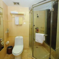 Earl International Business Hotel ванная