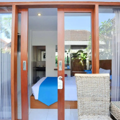 Отель Airy Seminyak Kerobokan Merta Agung Gang Boom Baba 5B Bali балкон
