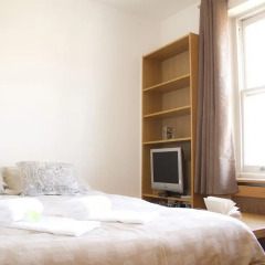 Отель Notting Hill Garden Studios Великобритания, Лондон - отзывы, цены и фото номеров - забронировать отель Notting Hill Garden Studios онлайн сейф в номере