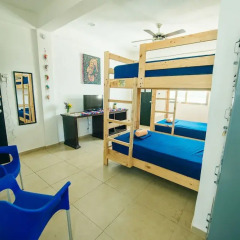 Отель The Mermaid Hostel Beach - Adults Only Мексика, Канкун - отзывы, цены и фото номеров - забронировать отель The Mermaid Hostel Beach - Adults Only онлайн детские мероприятия фото 7