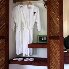 Отель Casa Cuitlateca сейф в номере