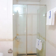 Thanh Lich Hotel Ханой ванная