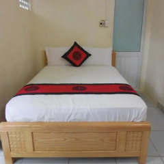 Отель Milk Fruit Homestay Хойан комната для гостей