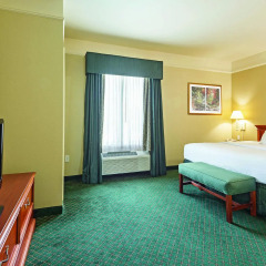 Отель La Quinta Inn & Suites Covington удобства в номере фото 2