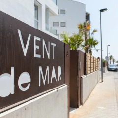 Отель Vista Roses Mar - Vent De Mar Испания, Курорт Росес - отзывы, цены и фото номеров - забронировать отель Vista Roses Mar - Vent De Mar онлайн городской автобус