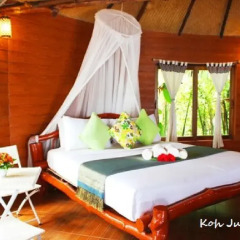 Отель Koh Jum Resort комната для гостей фото 4