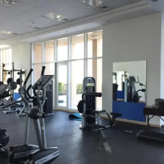 Отель Espace Holiday Homes - SABA 2 Jumeirah Lake Towers фитнесс-зал