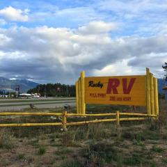 Отель Rocky RV Park and Campground
