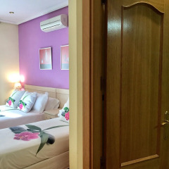 Отель Hostal Luz Испания, Мадрид - 7 отзывов об отеле, цены и фото номеров - забронировать отель Hostal Luz онлайн комната для гостей фото 3