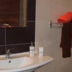 Апартаменты Mellieha Holiday Apartment 1 Меллиха ванная