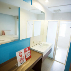 Отель Nida Rooms Saladaeng 130 Silom Walk Бангкок ванная фото 2