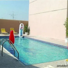 Ramee Guestline 2 Hotel Apartments бассейн фото 3