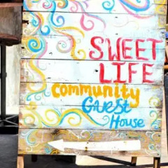Отель Sweet Life Community Guesthouse Старая часть Ланты гостиничный бар