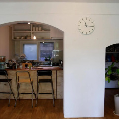 Отель V Mansion Guesthouse гостиничный бар