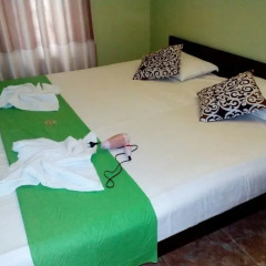 Отель Seven Nights Resort комната для гостей