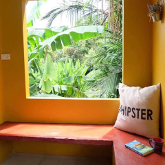 Отель Krabi Host Family - Hostel Таиланд, Краби - отзывы, цены и фото номеров - забронировать отель Krabi Host Family - Hostel онлайн удобства в номере фото 2