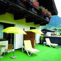 Lori Berd Resort Hotel бассейн