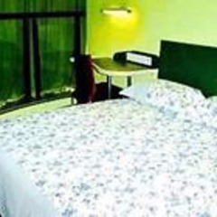 Отель Motel 168 North Tianhe Road комната для гостей