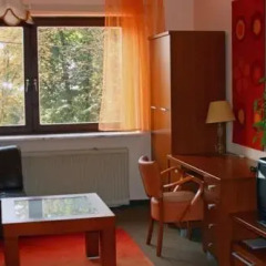 Отель Podkowa Польша, Вроцлав - отзывы, цены и фото номеров - забронировать отель Podkowa онлайн удобства в номере фото 2