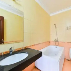 Alisa Hotel Ханой ванная фото 2