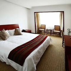 Donghua University Hotel комната для гостей