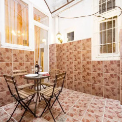 Апартаменты Like Home - Opera Apartments балкон