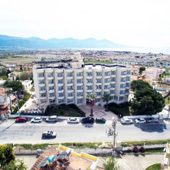Egeria Park Hotel парковка