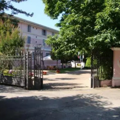 Hotel Gioia Garden Фьюджи парковка