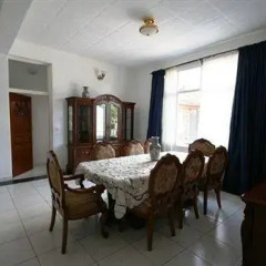 Отель Top Hill Residence Kiriri в номере фото 2